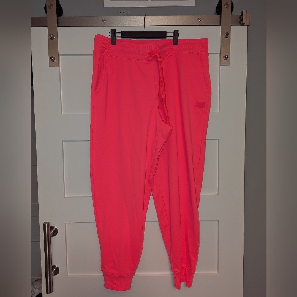 Neon Pink Love & Sport women's jogger sweatshirt pants in size XL. Elastic waist